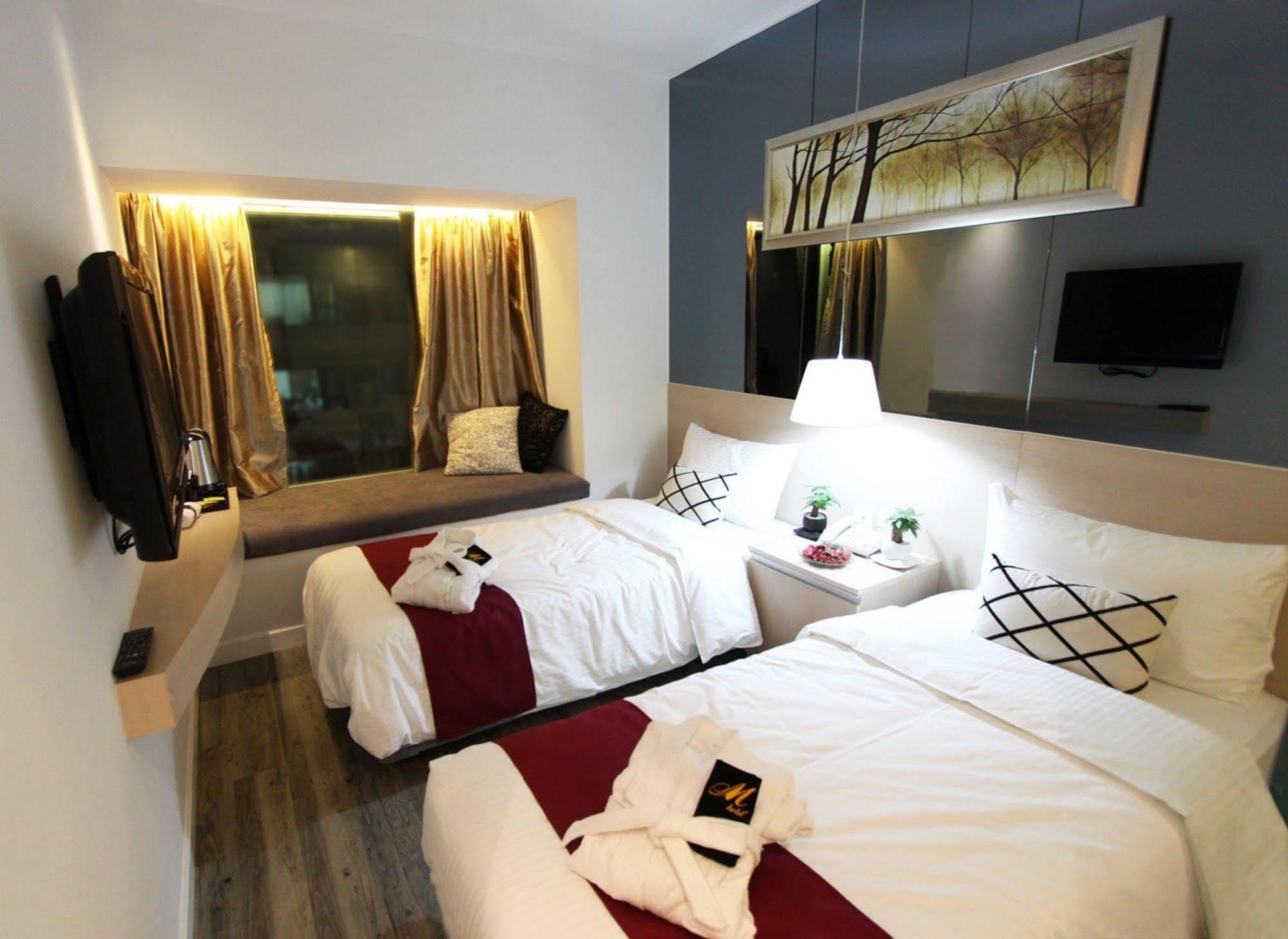 M1 Hotel Hong Kong Exterior photo